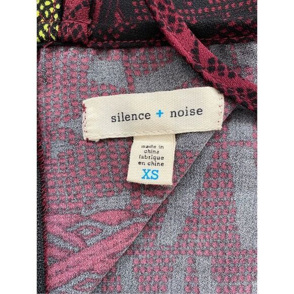 Silence + Noise Urban Outfitters Zippered Crop Top Cami Straps Women’s Small - Picture 3 of 4
